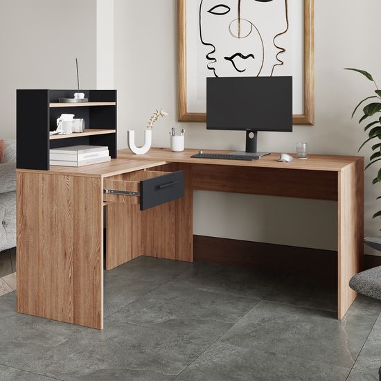 image-4cf8c6d10a614cc897d3d65a3a81f9d2