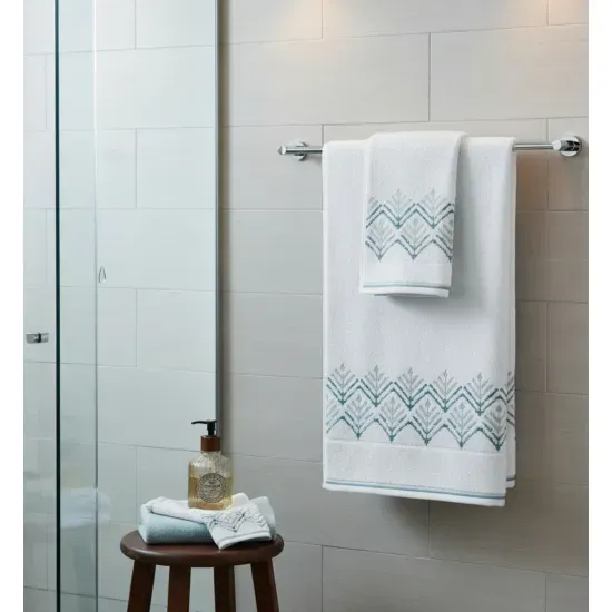 hogar-bano-toallamontana-274541-7390-azulclaro_4